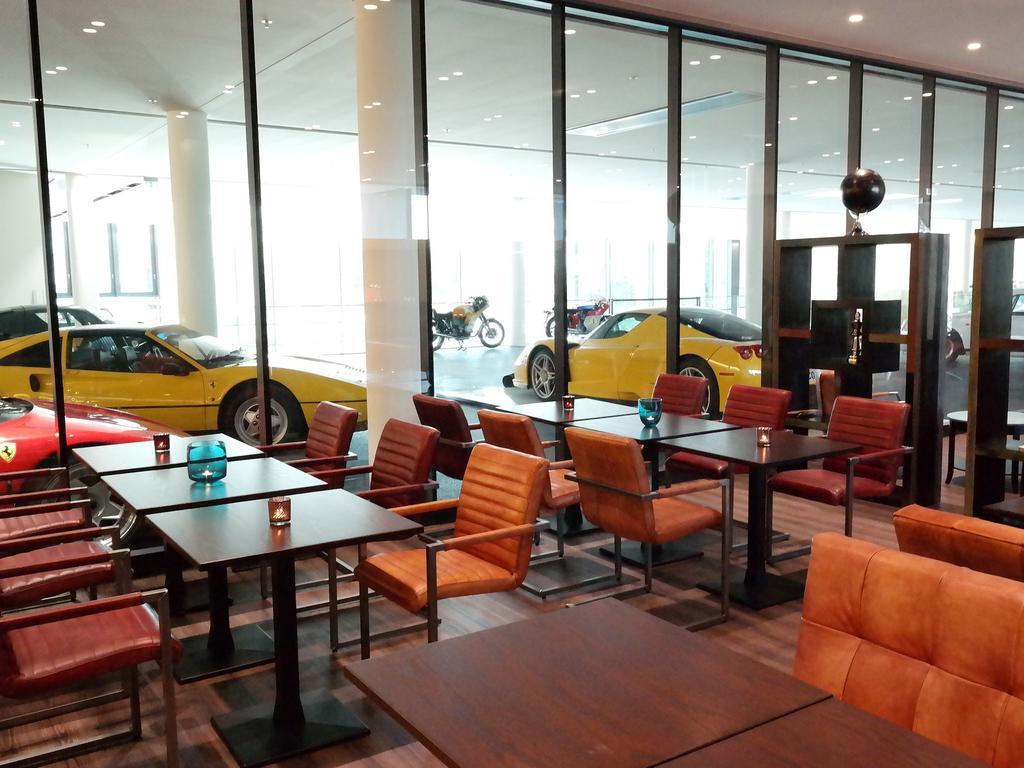 The Classic Oldtimer Hotel Инголщат Екстериор снимка